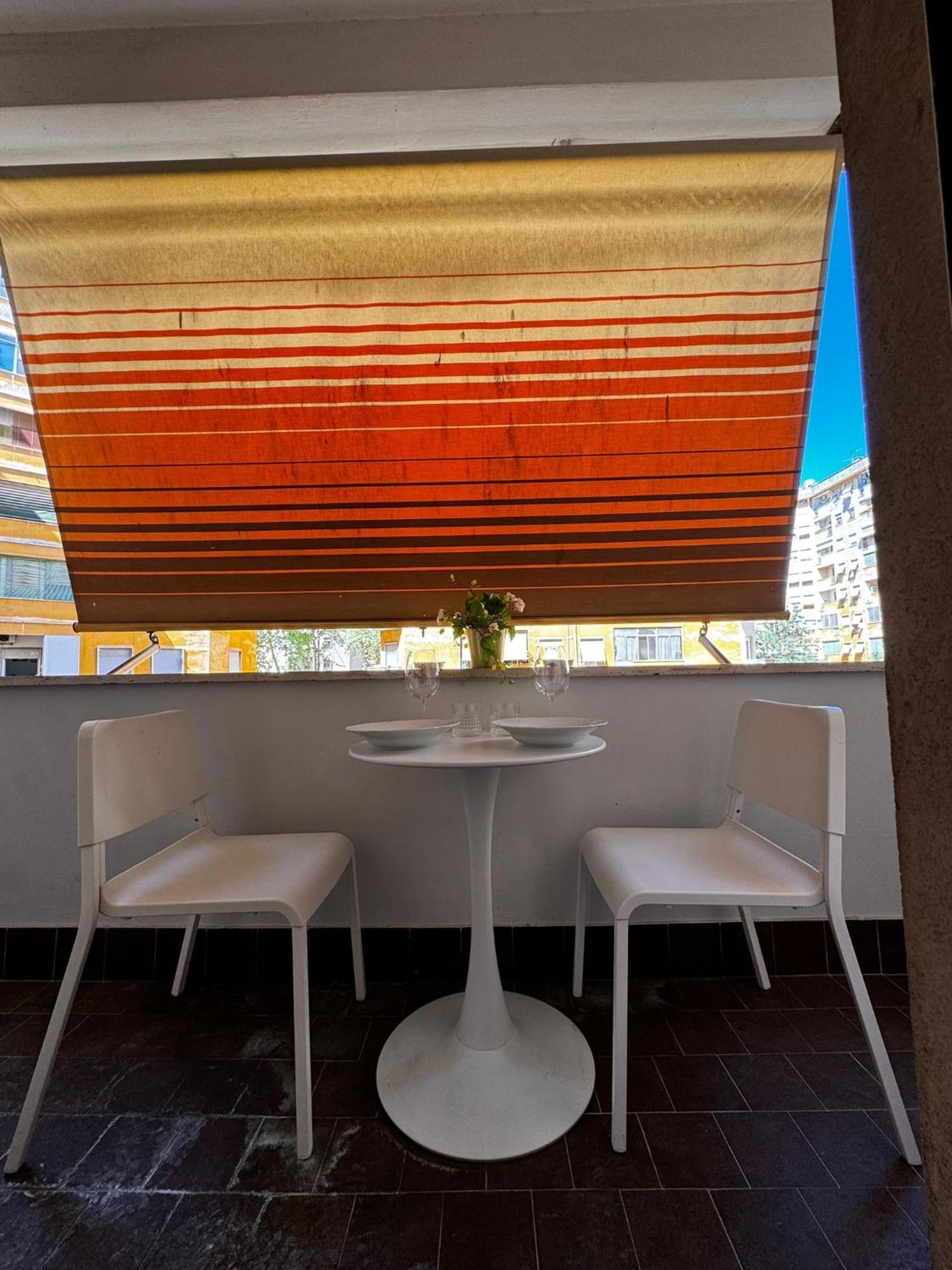 Demetra Apartment - 30M From Metro A Lucio Sestio Kültér fotó